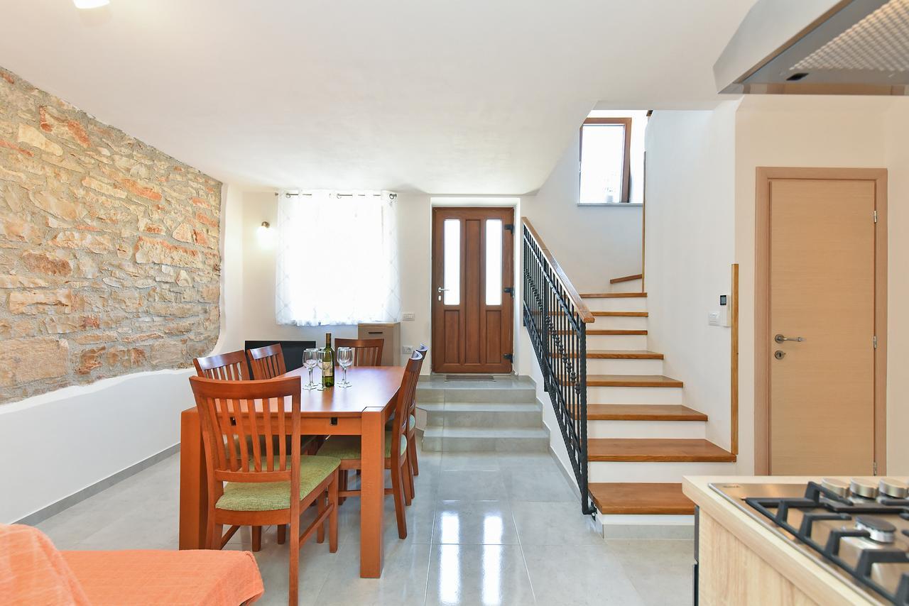 Villa House Bruno 1735 à Galižana Extérieur photo